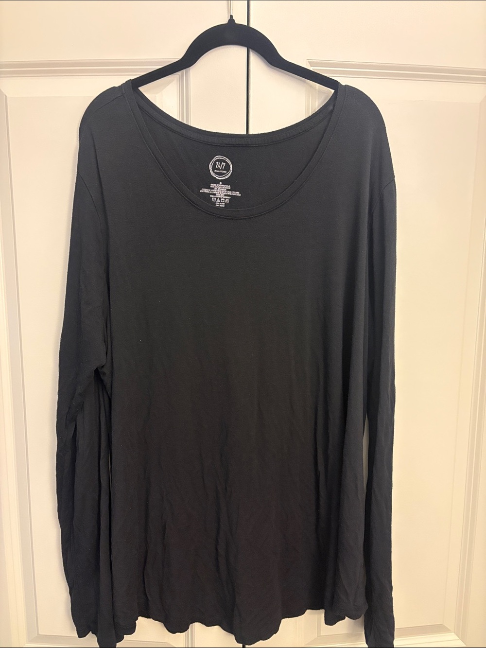 Maurices Black Long Sleeve Scoop Neck Tee